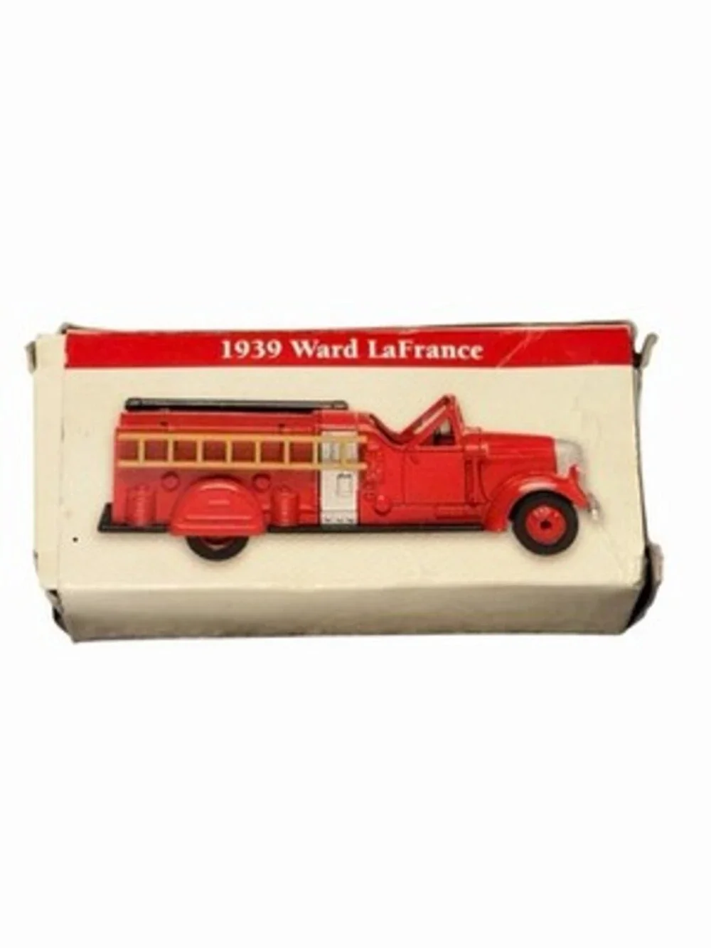 1939 Ward LaFrance Fire Truck Model Kit, 1999 Readers Digest Edition